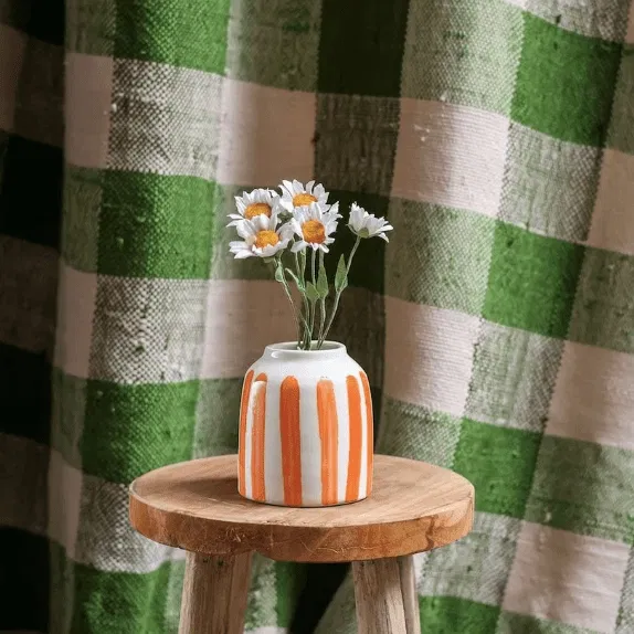 Petit soliflore en céramique à rayures orange