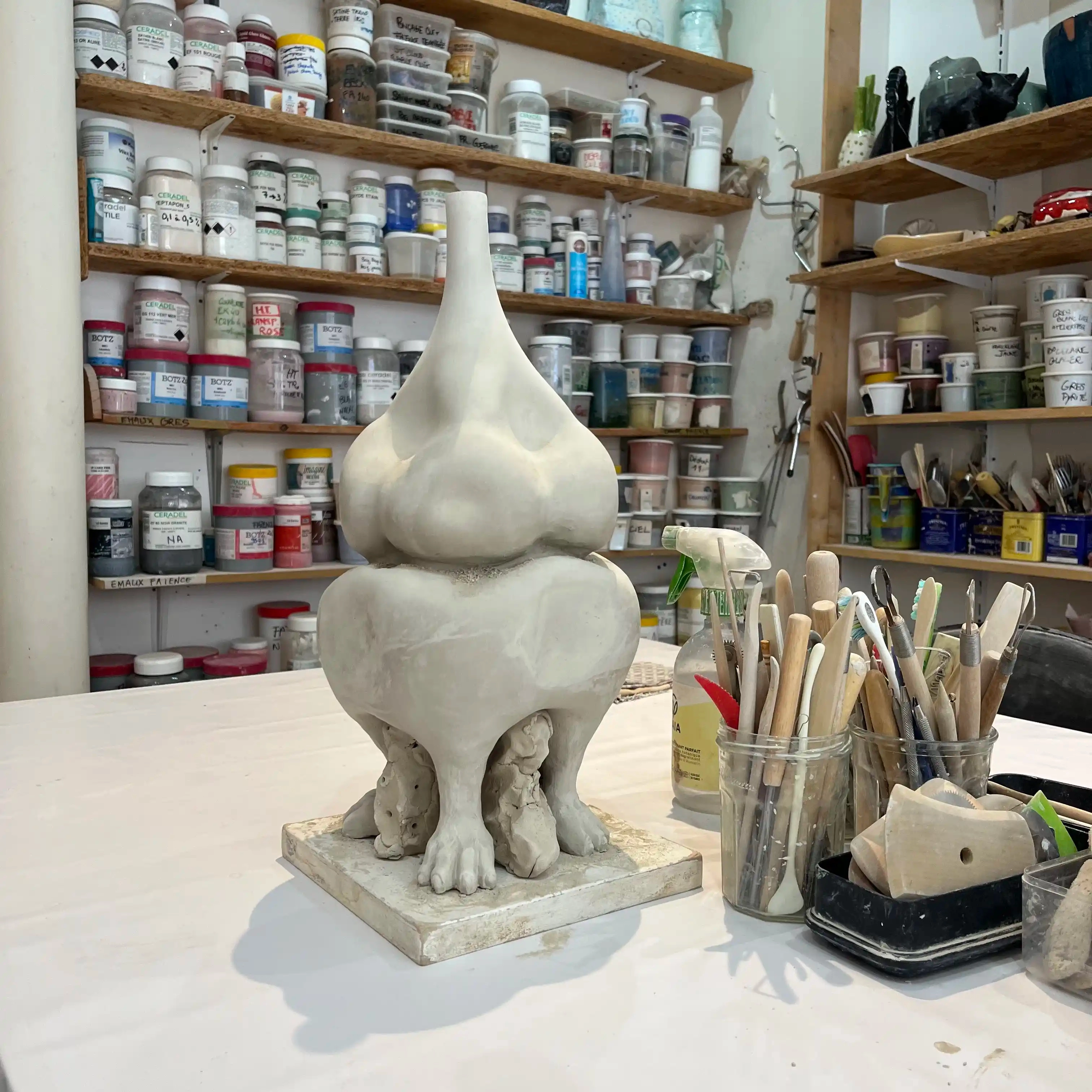 Deux séances de 2 h (modelage ou tournage), matériel & cuissons inclus, accompagnement personnalisé