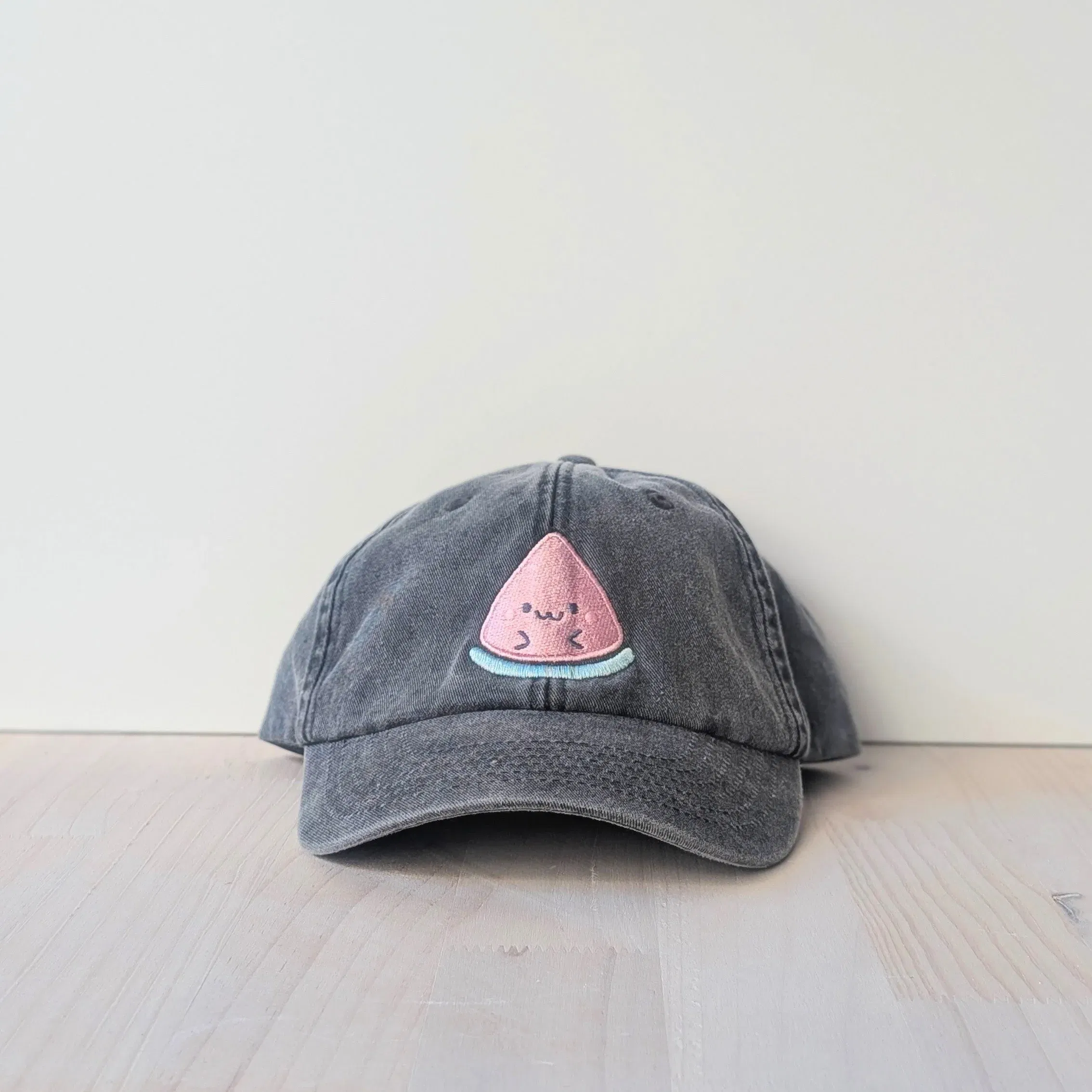 Casquette brodée Happy Pasteque gris-noir