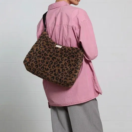 Grand sac à main moumoute léopard