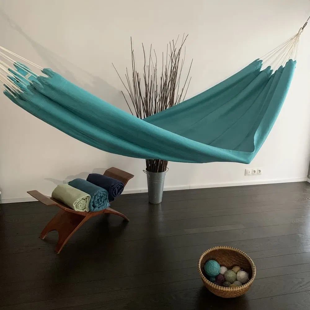 Hamac d’intérieur en lin bleu mer