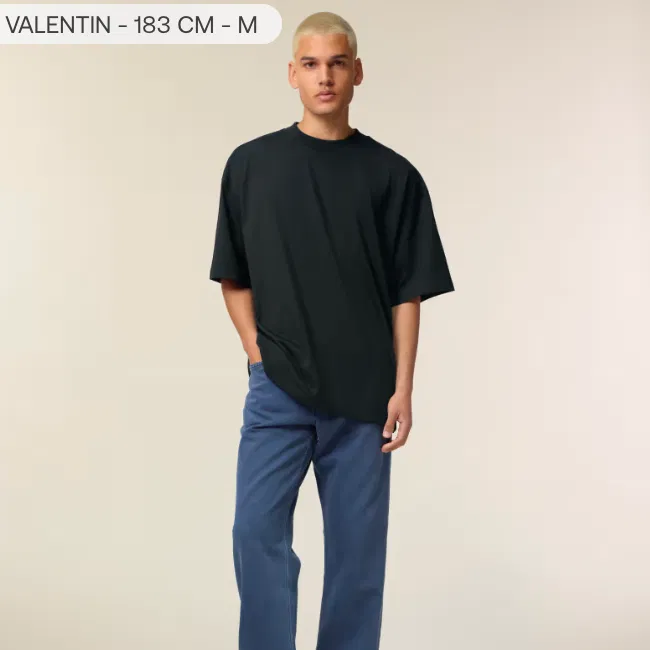T-shirt oversize unisexe noir Les visages du Mont Fuji, imprimé devant et dos