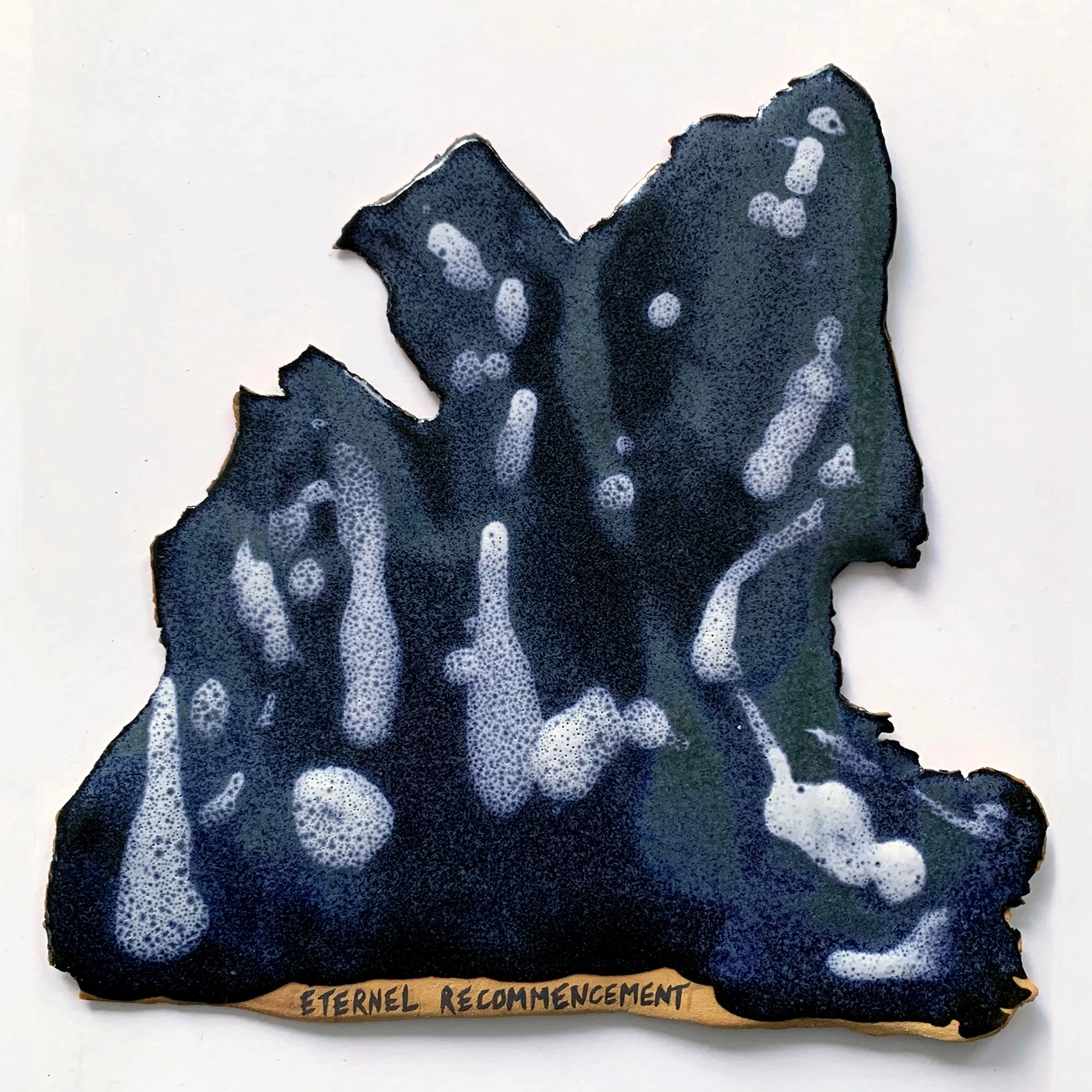 Bas rilief en céramique, 23.5x23cm