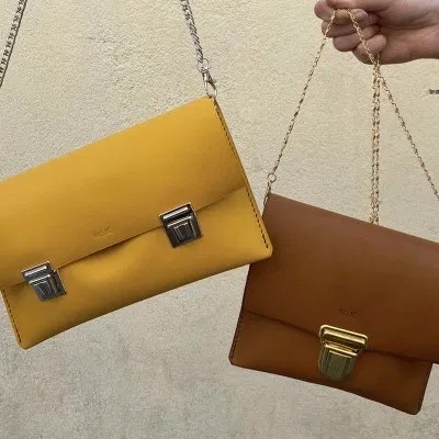 In Cute Atelier découverte travail du cuir - Sac Pochette