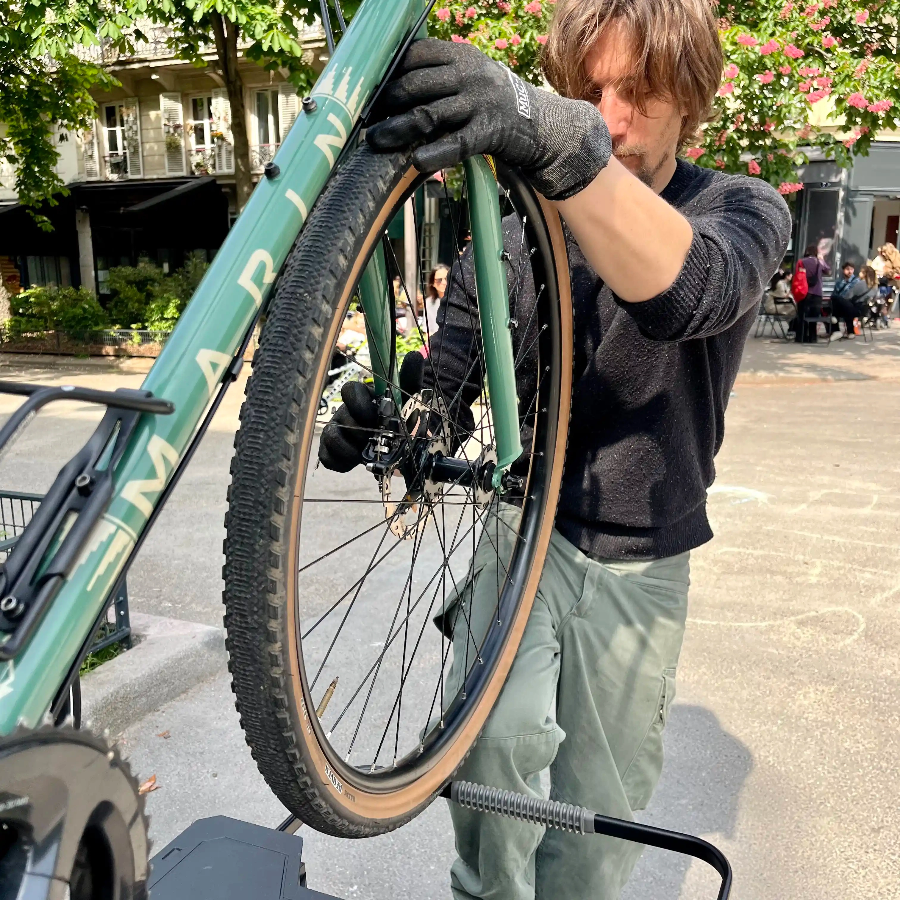 Changement de pièces plus complexes sur devis, à domicile.