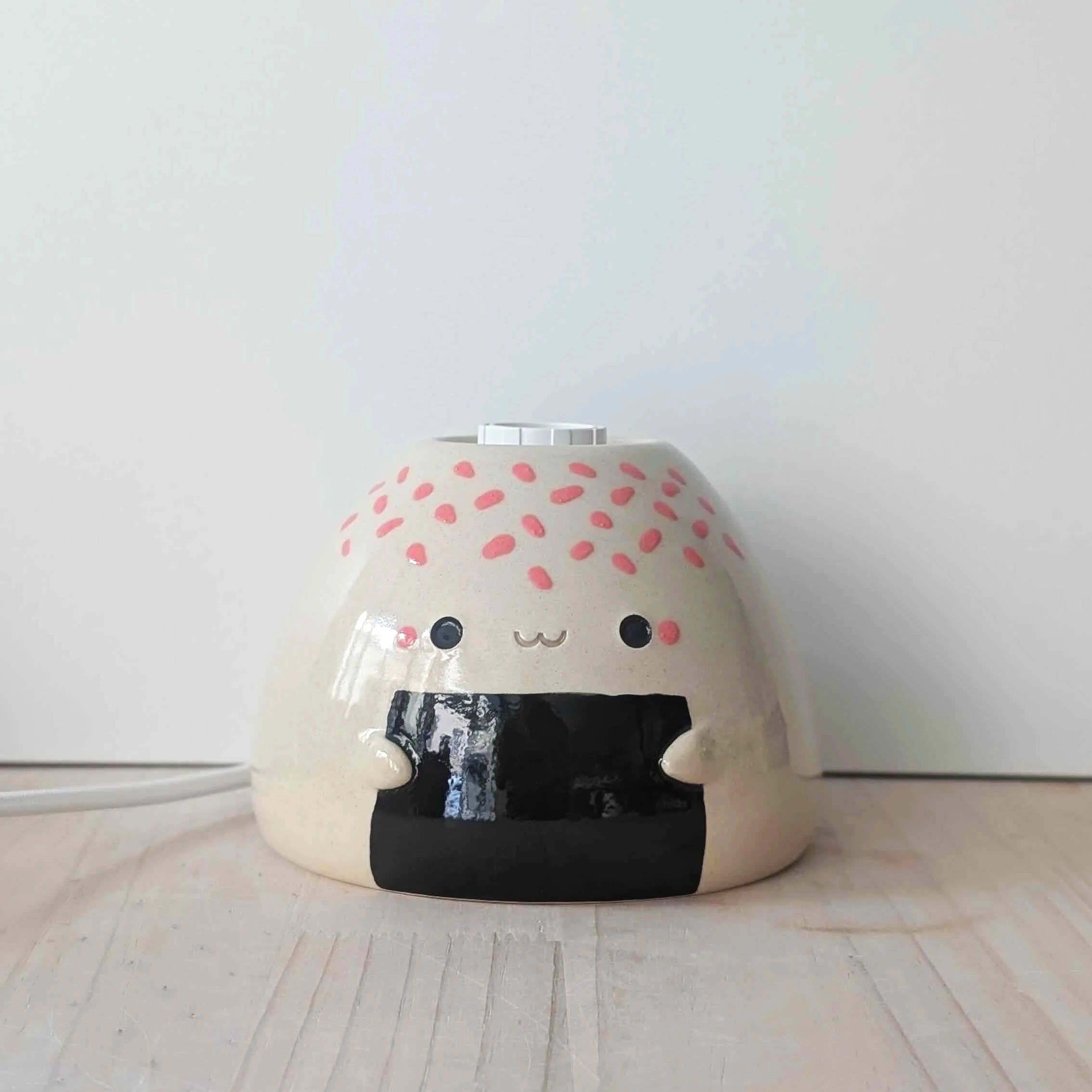 Lampe Onigiri en céramique n°1