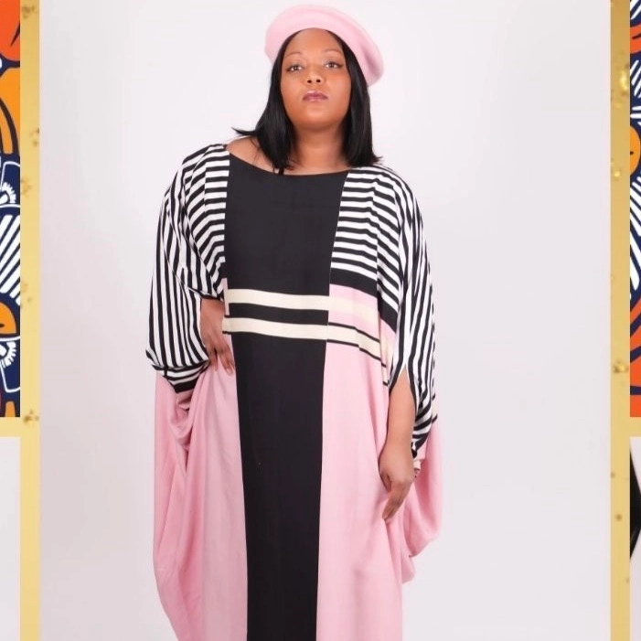 Soyez élégantes, classes et distinguées avec ce magnifique Kaftan, Abaya en Afrique de l’Ouest. Il convient à toutes les morphologies.