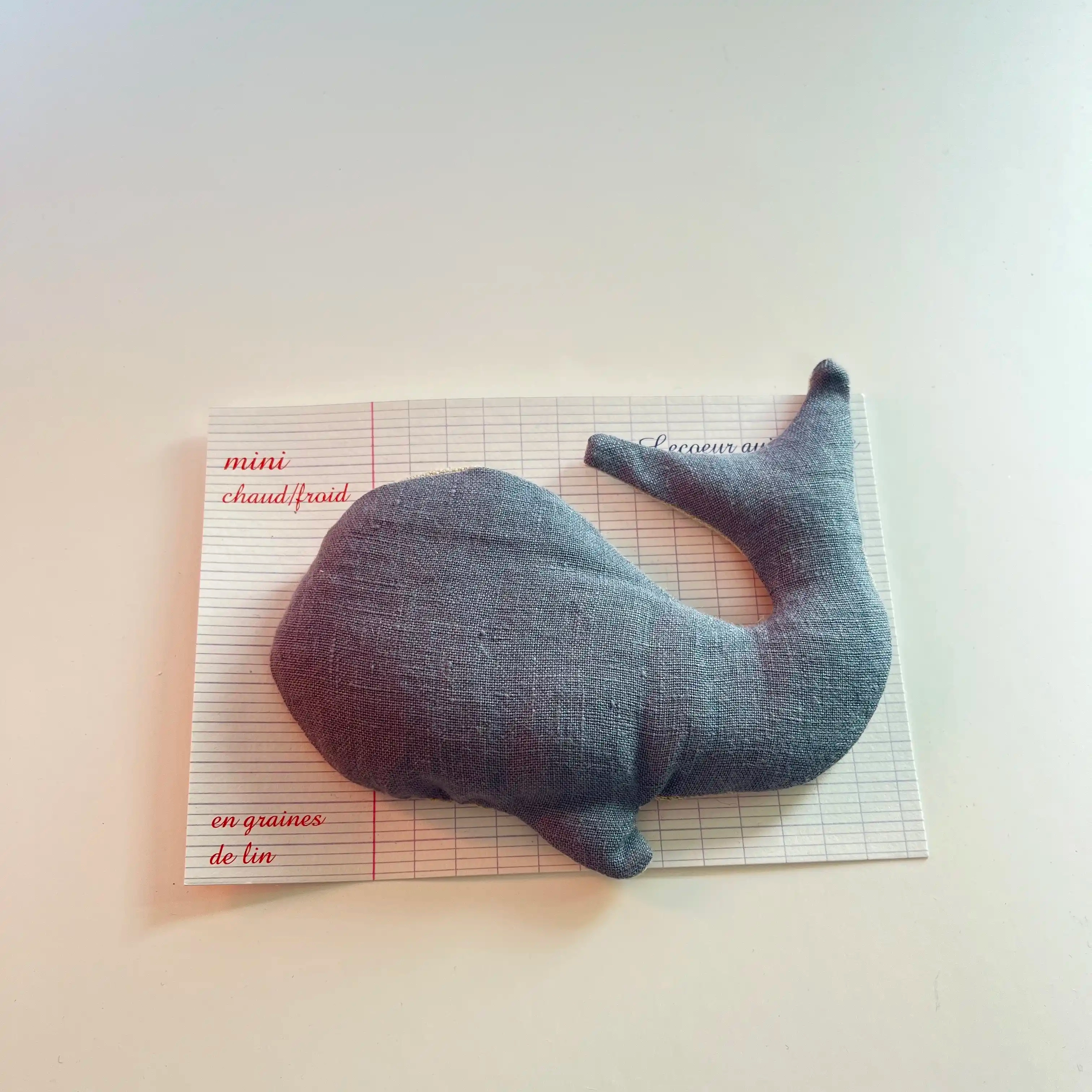 Petite baleine, mini chaud/froid en graines de lin pour les petits maux du quotidien à faire chauffer ou mettre au frais