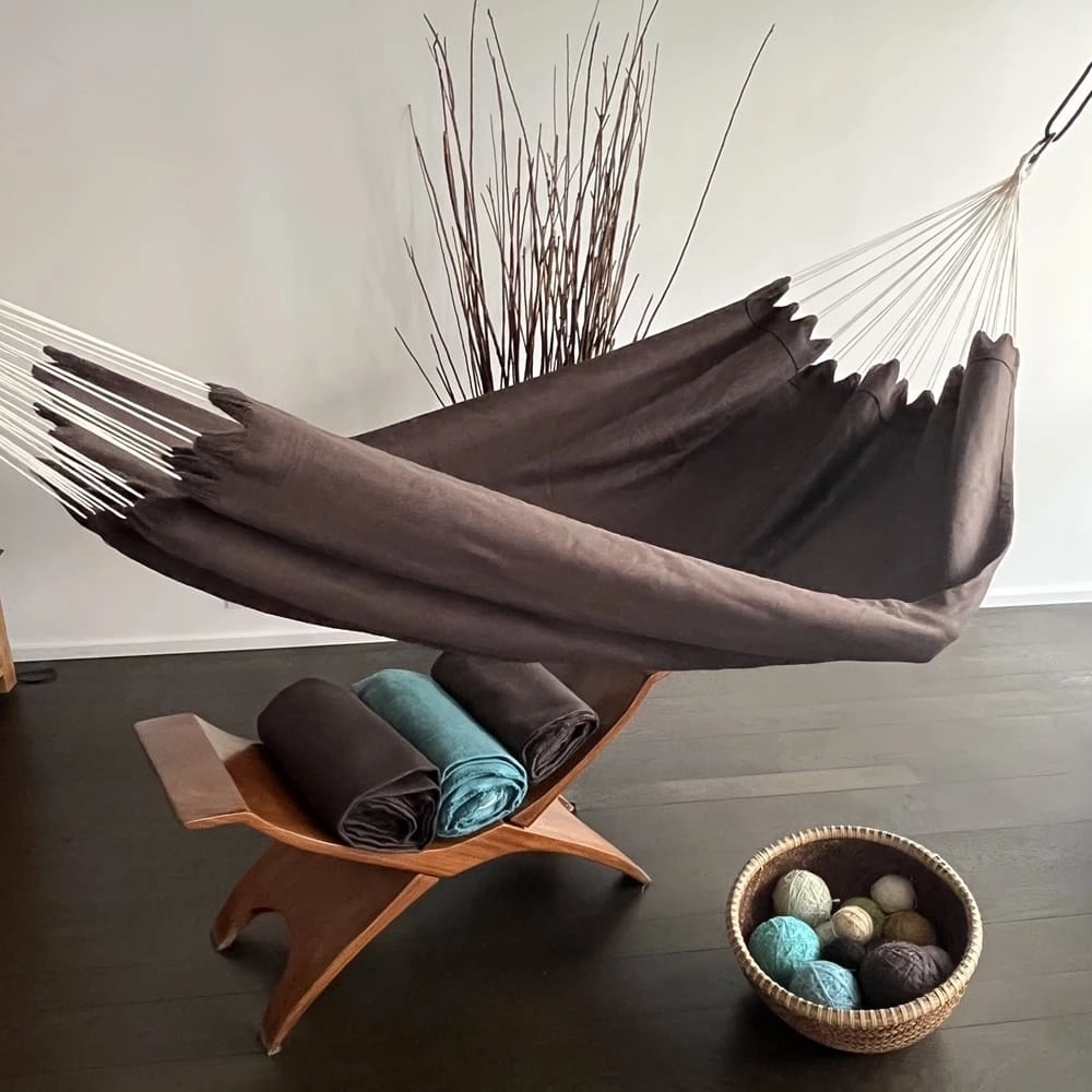 Hamac d’intérieur en lin marron : le P’tit Bout