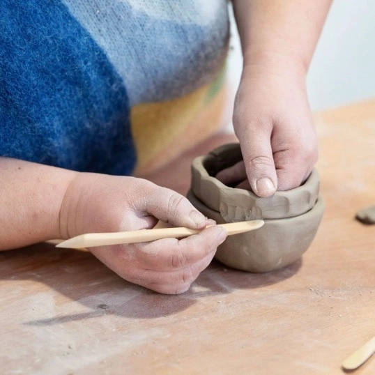 Cours de modelage en céramique - Paris 19
