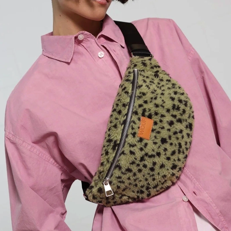 Sac banane léopard vert