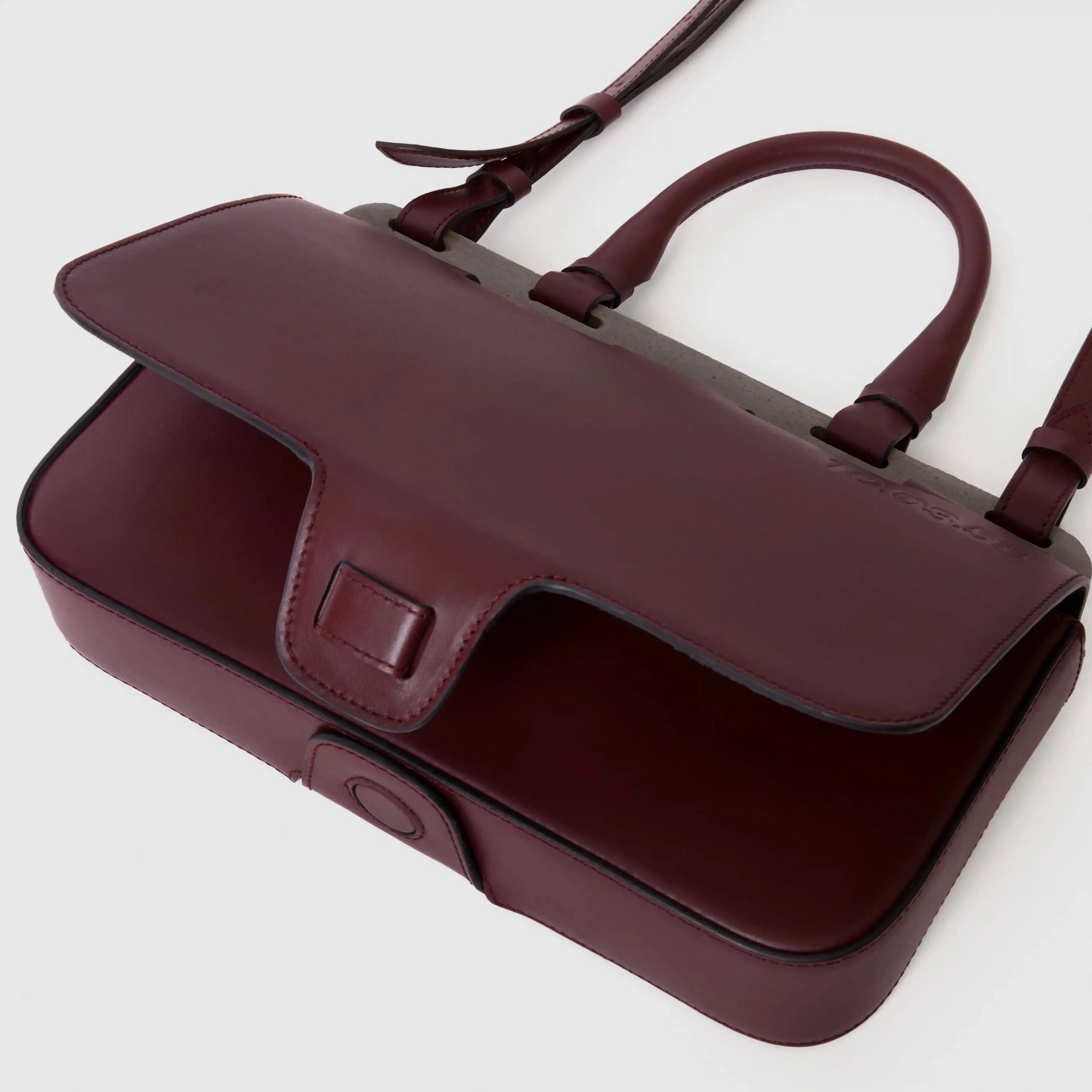 Sac CONCRETE BAGUETTE OFF-WHITE