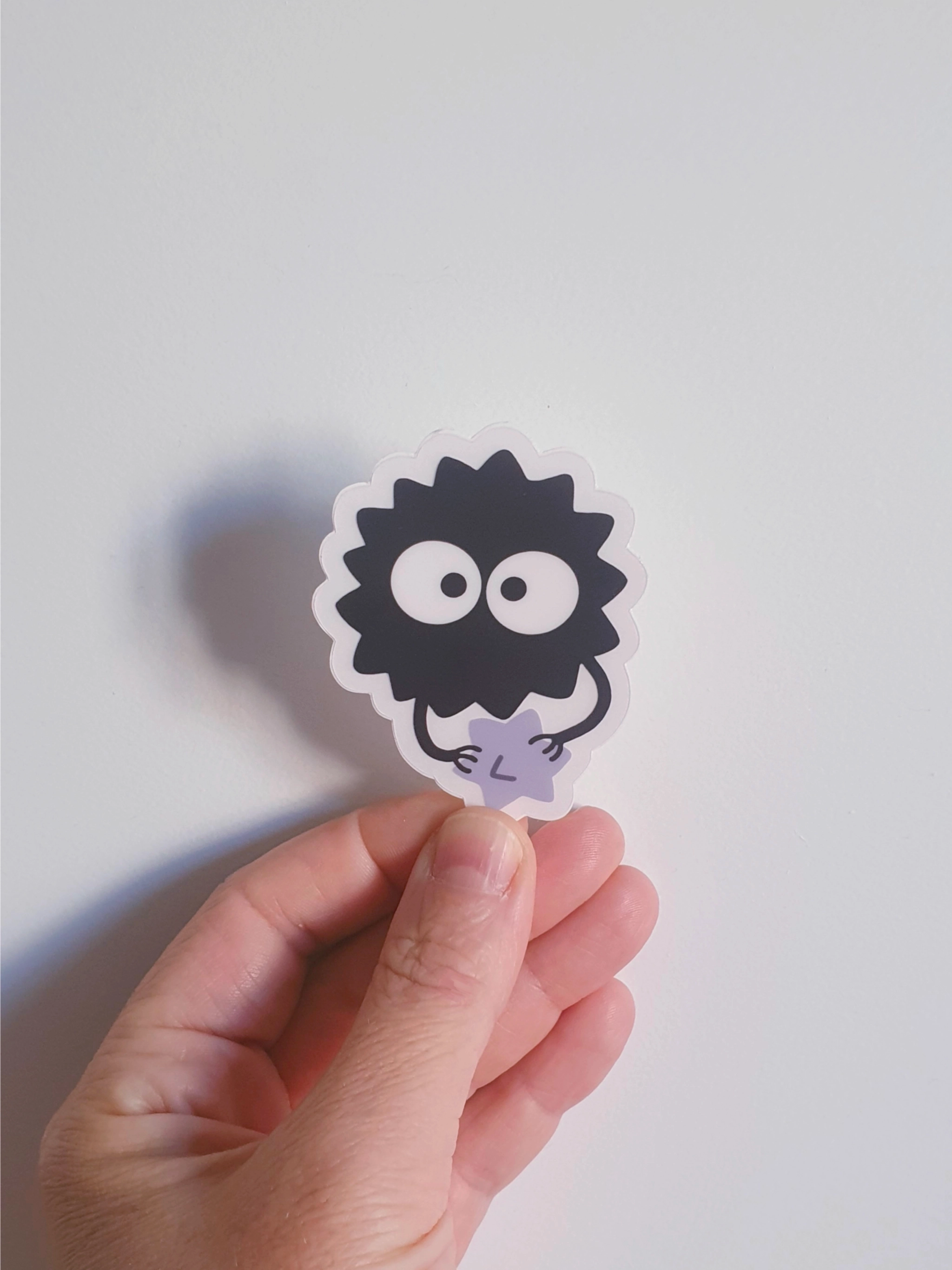 Sticker illustré Susuwatari boule de suif