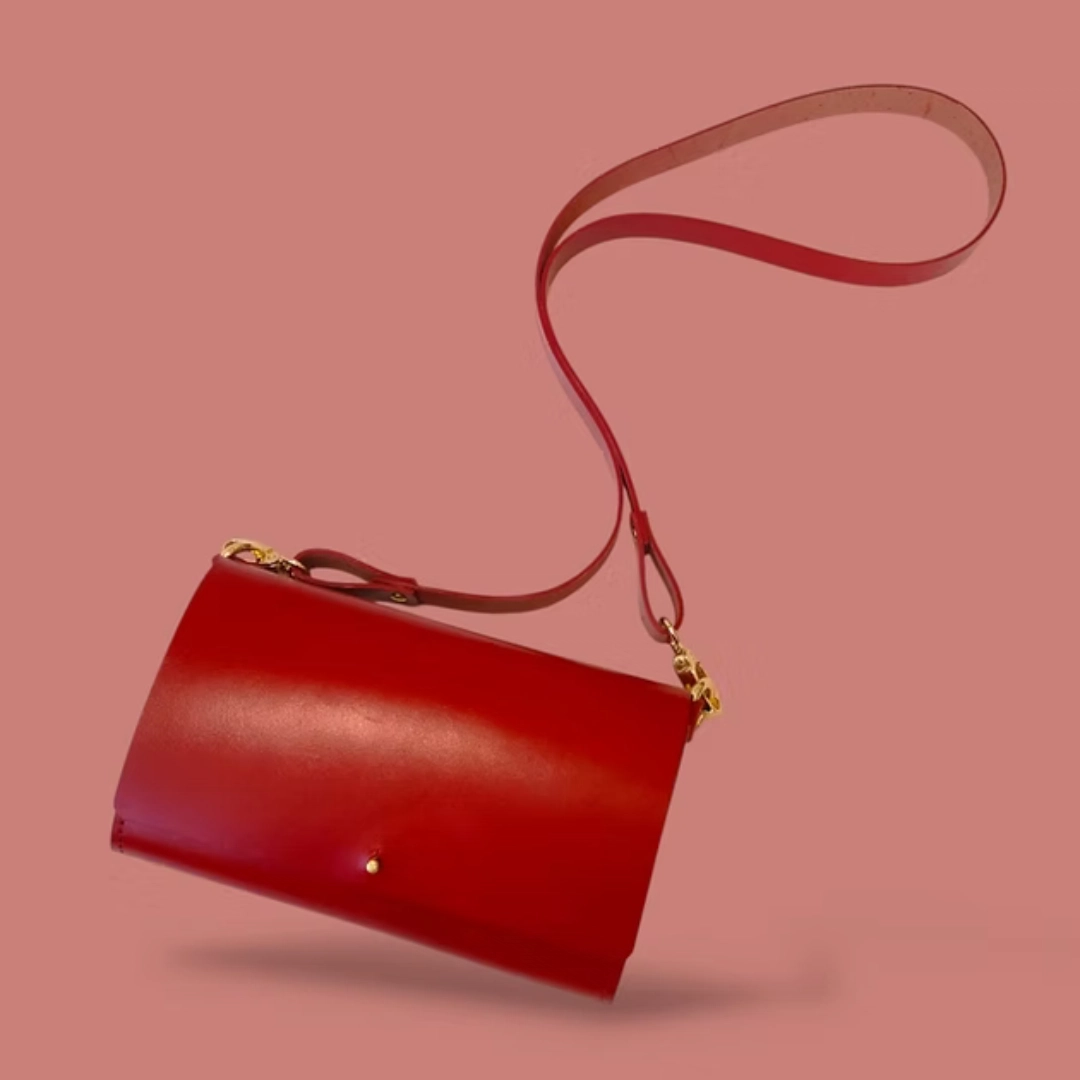 Sac BANANE 3 en 1 en cuir rouge
