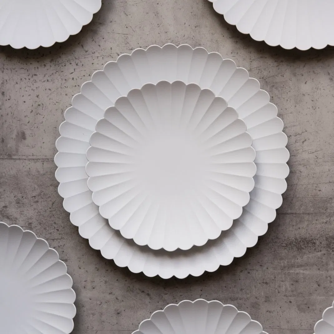 Assiette "chrysanthème" D 16cm TY Palace - Blanc Gris