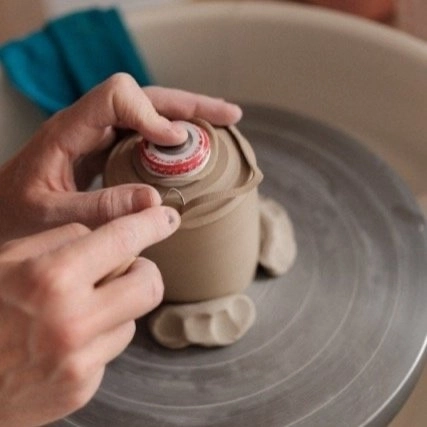 Trimestre de poterie le mercredi soir – modelage ou tournage