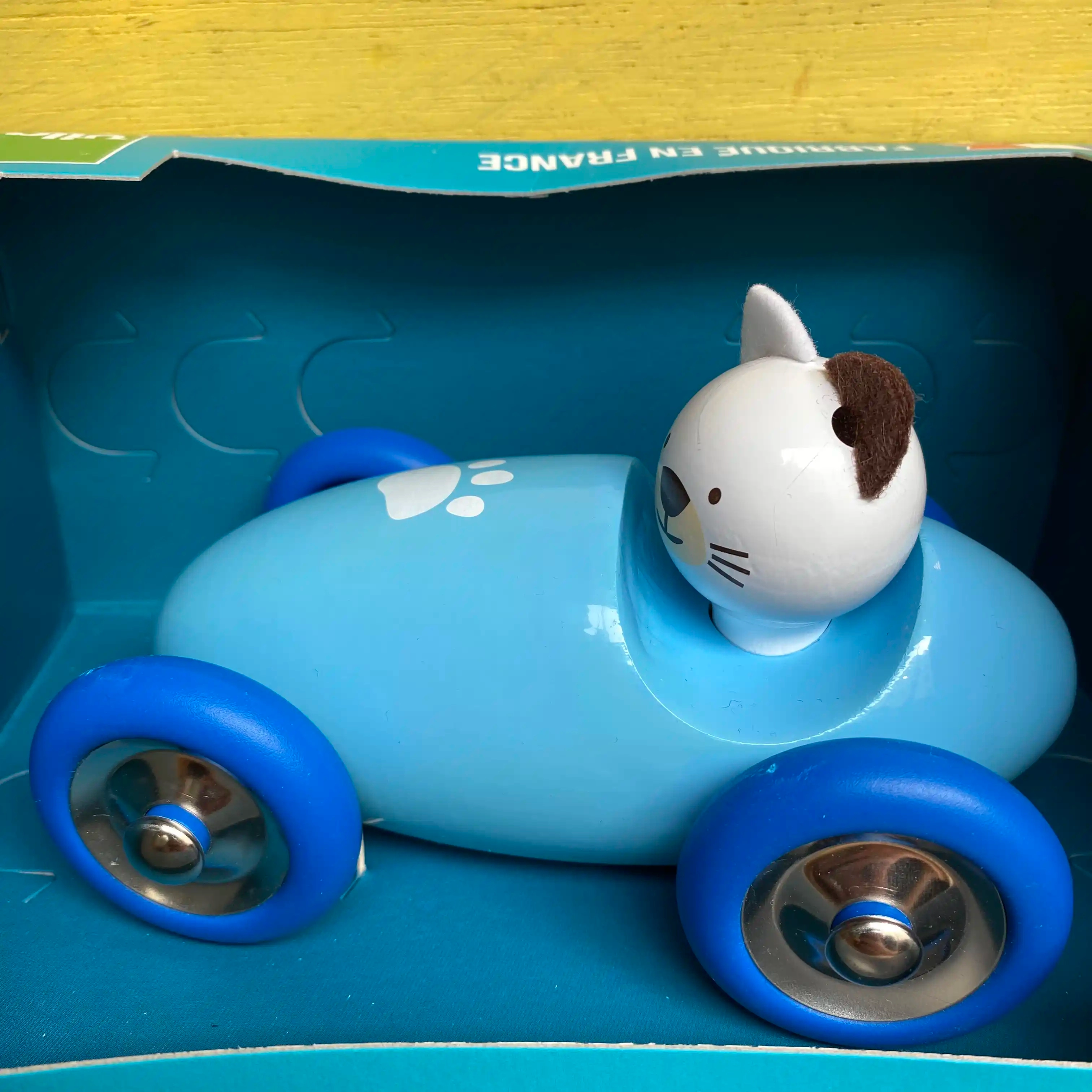 Jouet voiture bois LACQUERED HARD WOOD - Made in France - Vilac