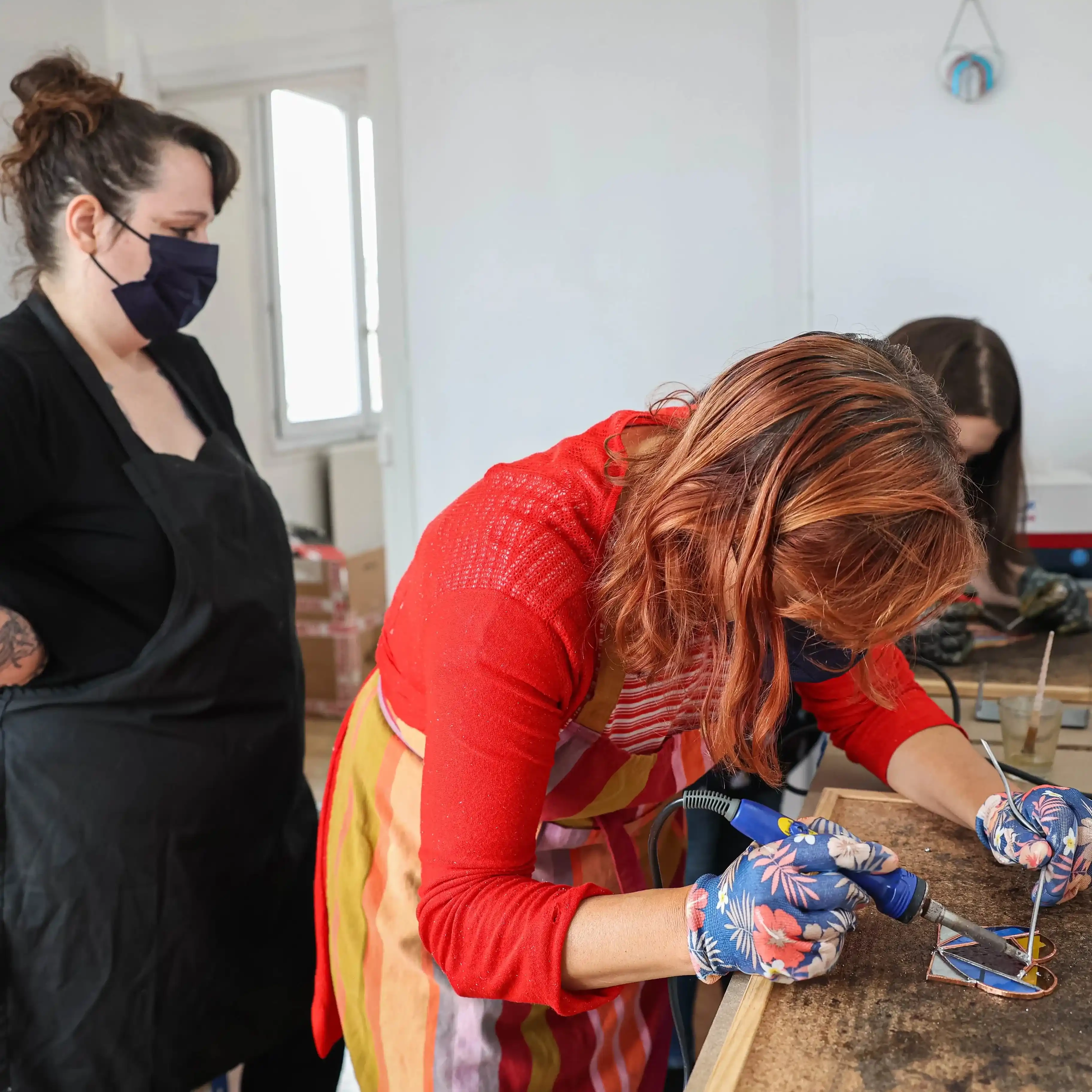 Réservez un atelier de vitrail d'une journée