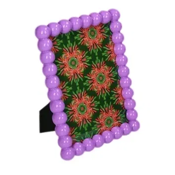 Cadre perles violet