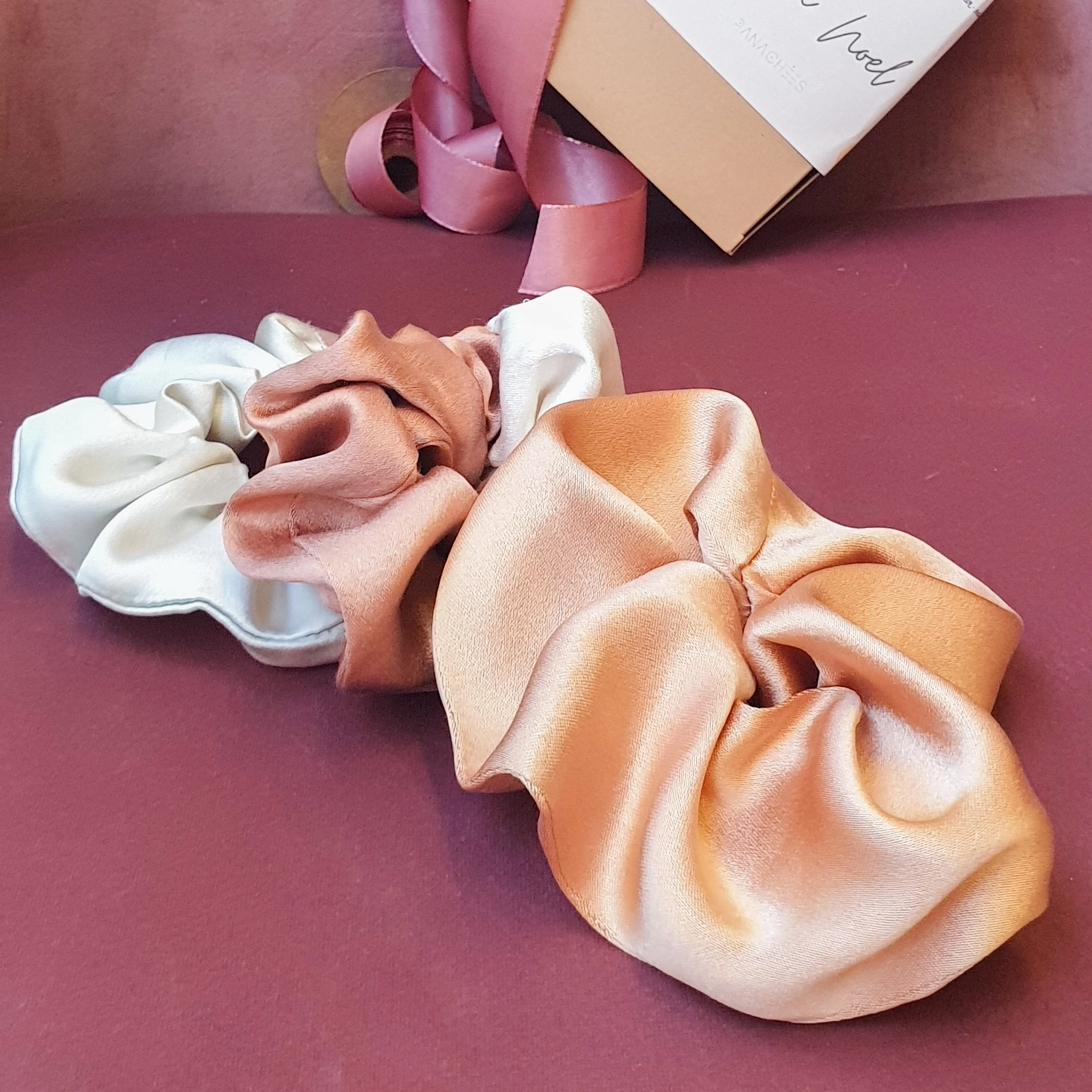 Chouchou en soie teinte