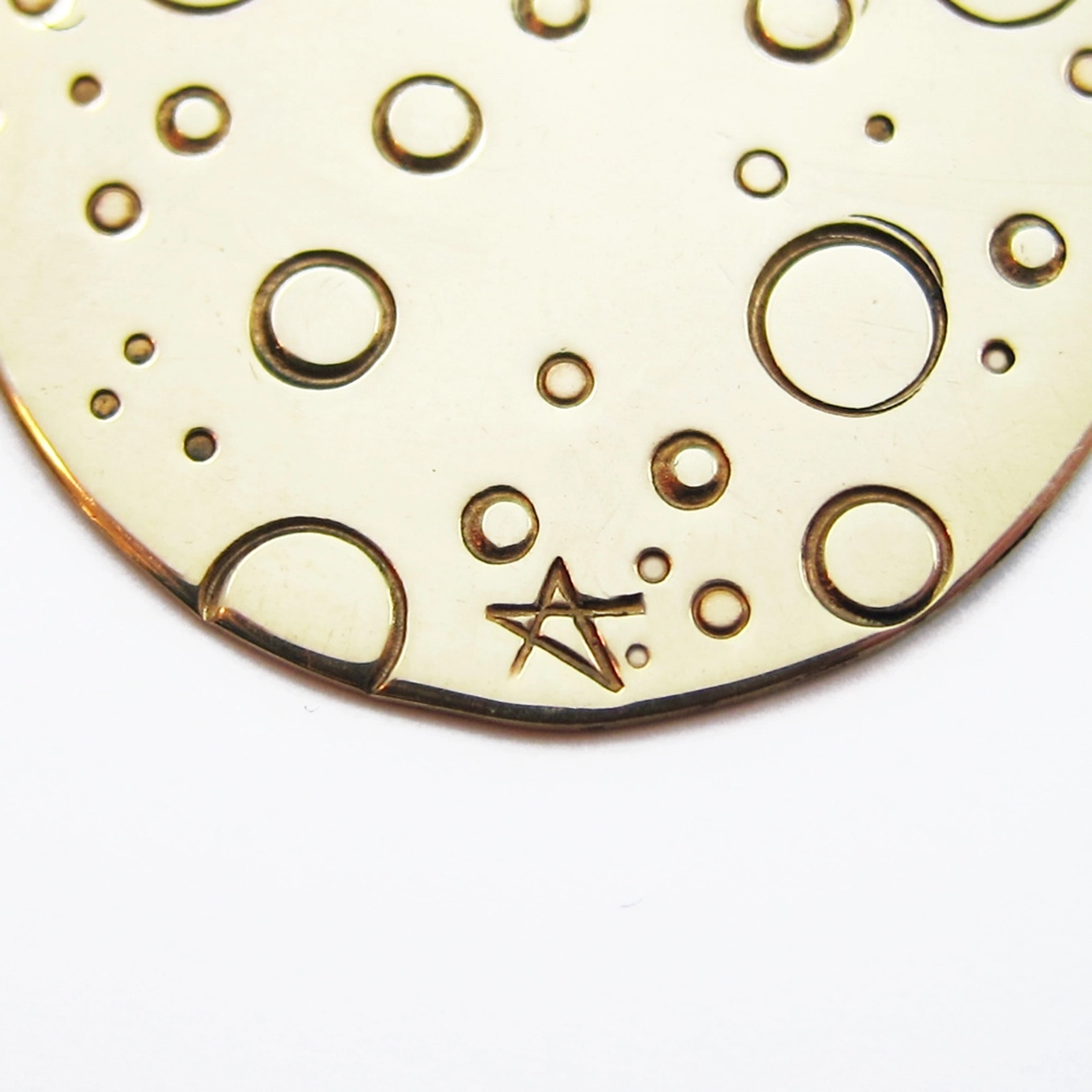 Collier Amulette Unique sur anneau