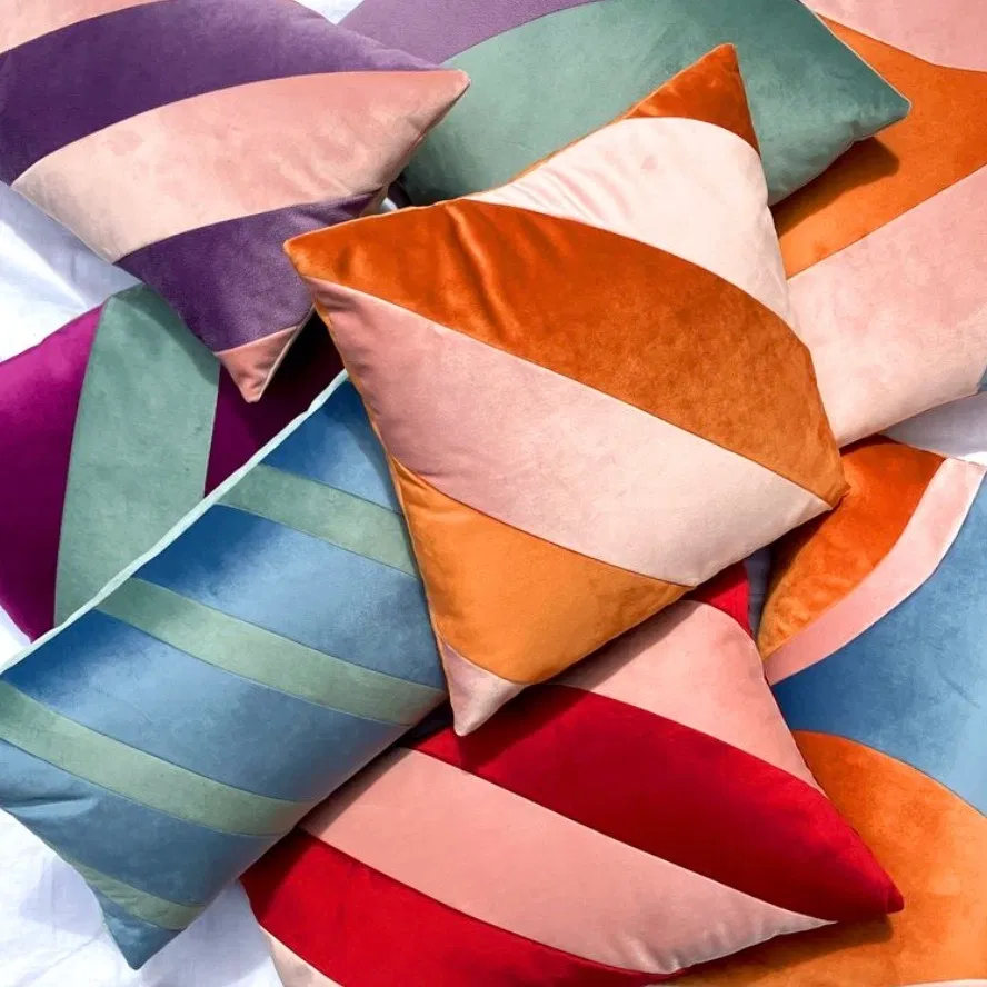 Coussin velours rose/rouge