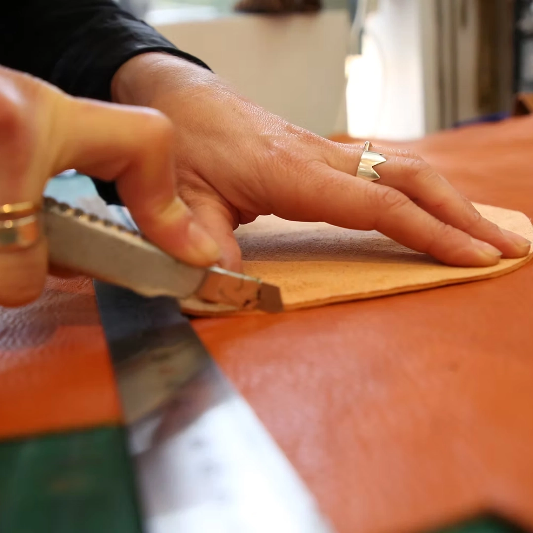 Réparation d'articles en cuir