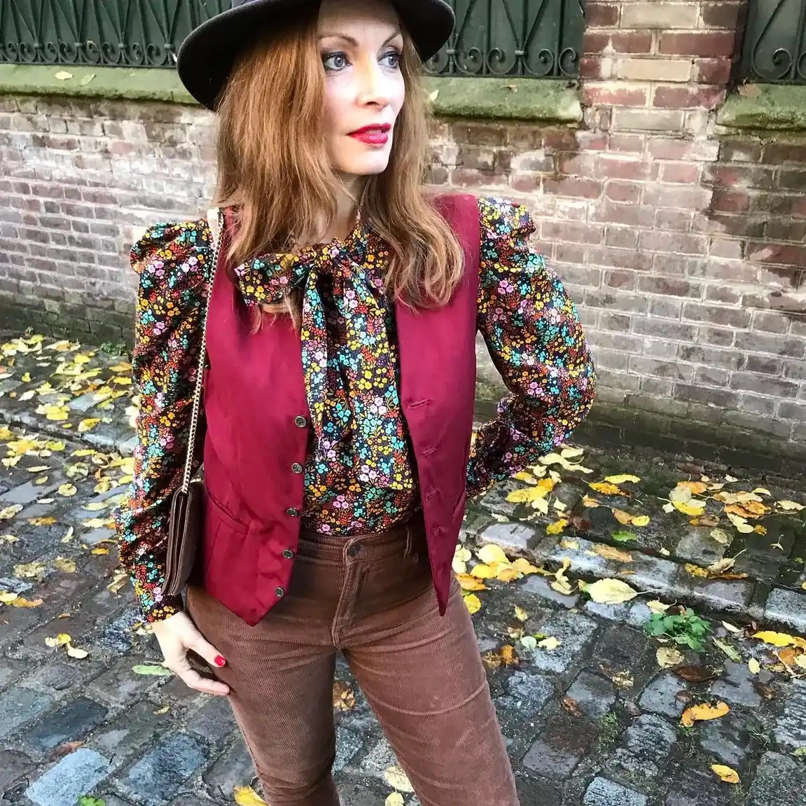 Chemisier à fleurs sur mesure à manches longues