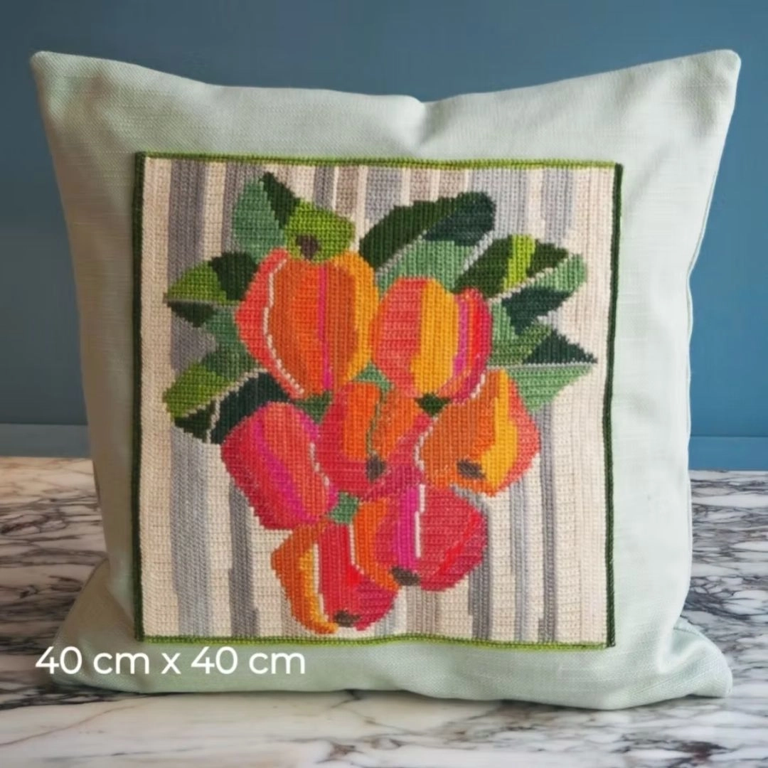 Coussin d'intérieur brodé