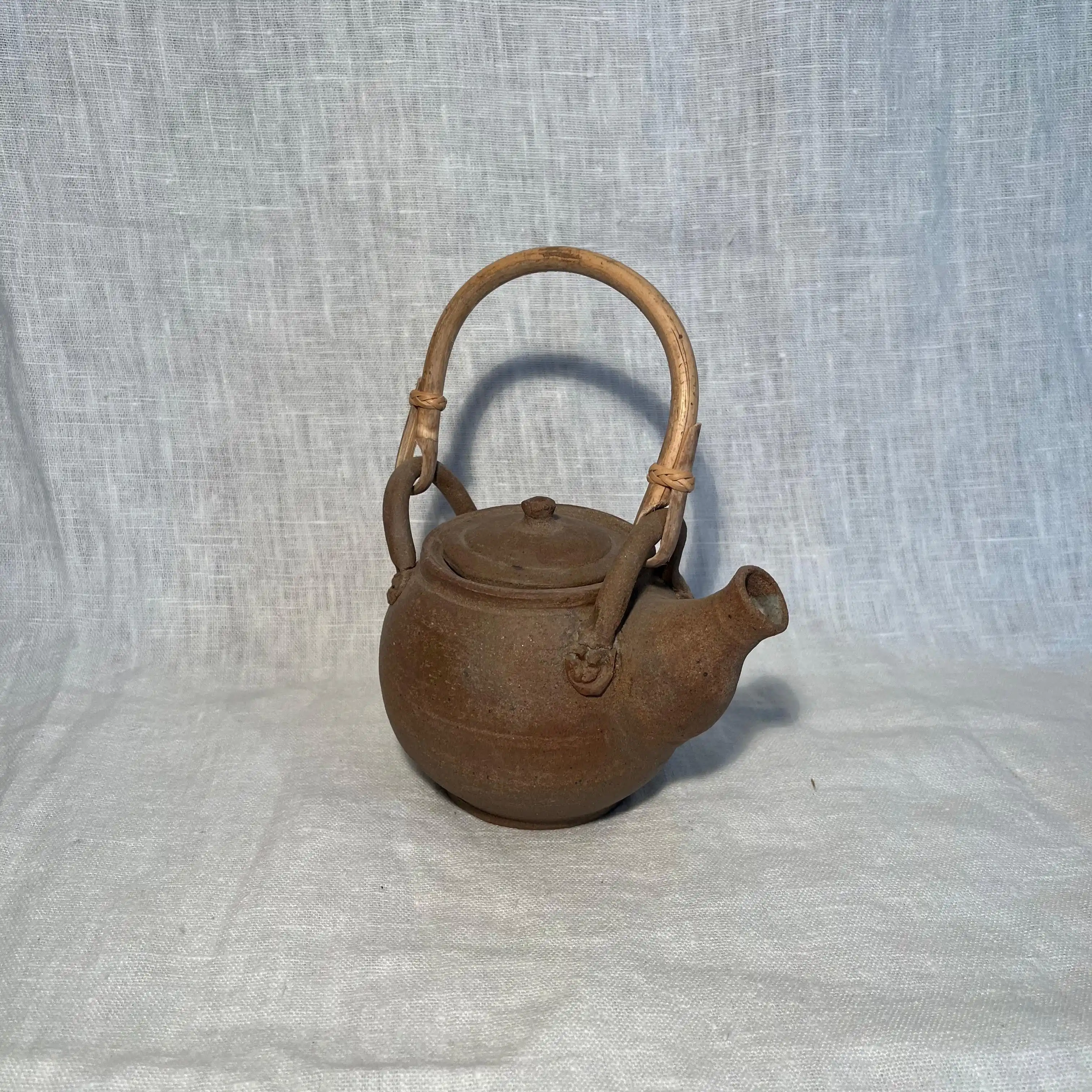 Théière grès. Non émaillée. Volume 0,5 litre