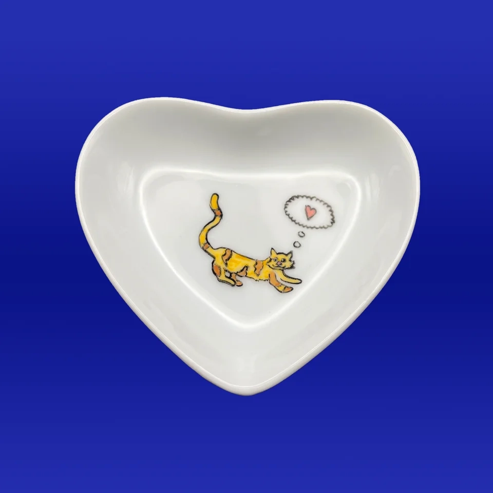 Petit récipient à sauce en forme de coeur - Pièce unique peinte à la main - 5 cm