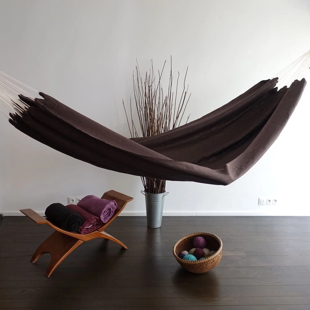 Hamac d’intérieur en lin marron : l’Harmonieux