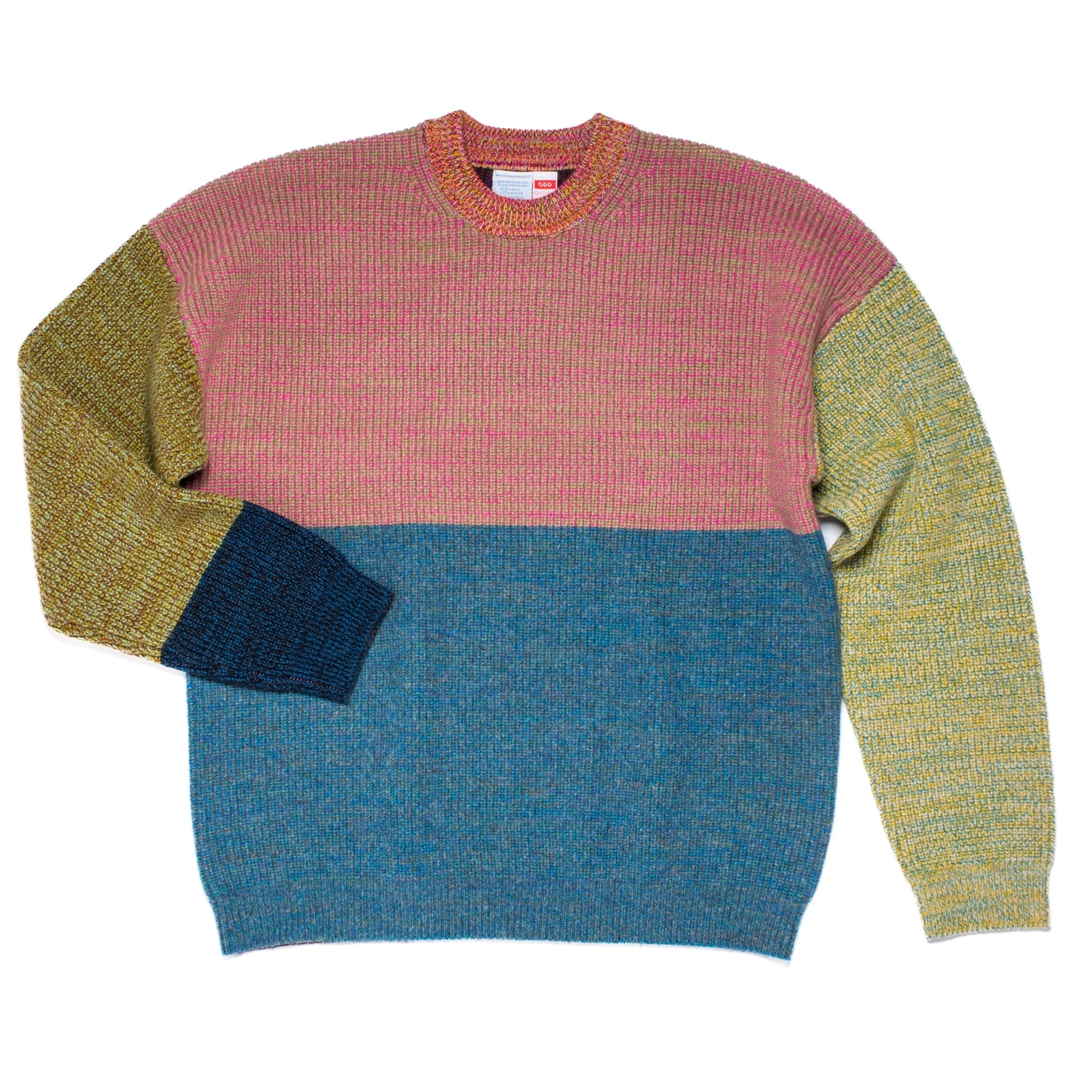 Pull tricoté taille L. ODD est notre pull ras-du-cou classique, parfaitement imparfait.
Sa coupe droite et décontractée est complétée par des épaules tombantes.
Le modèle est défini, mais les couleurs et le fil sont choisis par la roue de la fortune WYP.
Ainsi, chaque pièce est vraiment unique au monde !