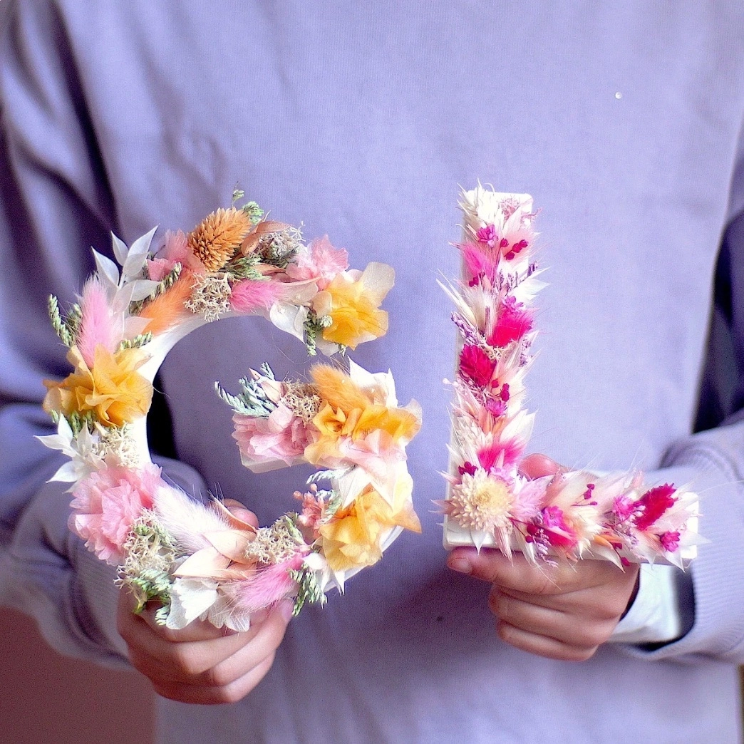 Lettre fleurie personnalisée fleurs séchées