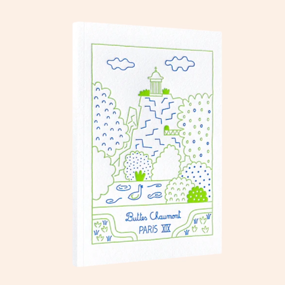 Artiste : Steffie Brocoli. Carnet format 14 x 20 cm. Reliure "dos carré collé". 100 pages blanches, papier extra blanc 100g éco-responsable certifié FSC. Impression letterpress à Paris