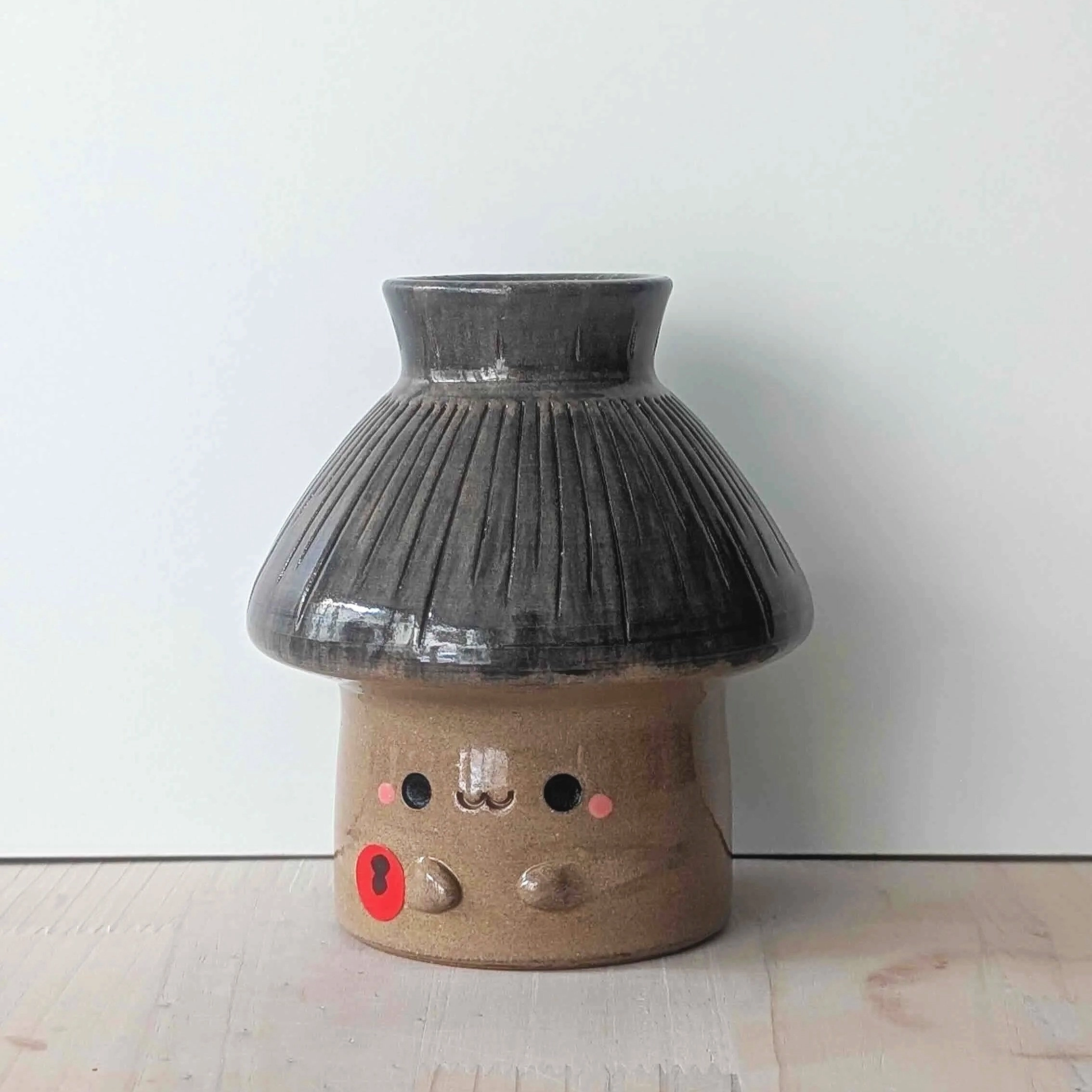 Soliflore Maison japonaise en céramique n°8