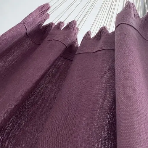 Hamac d’intérieur en lin violine : le Contemporain