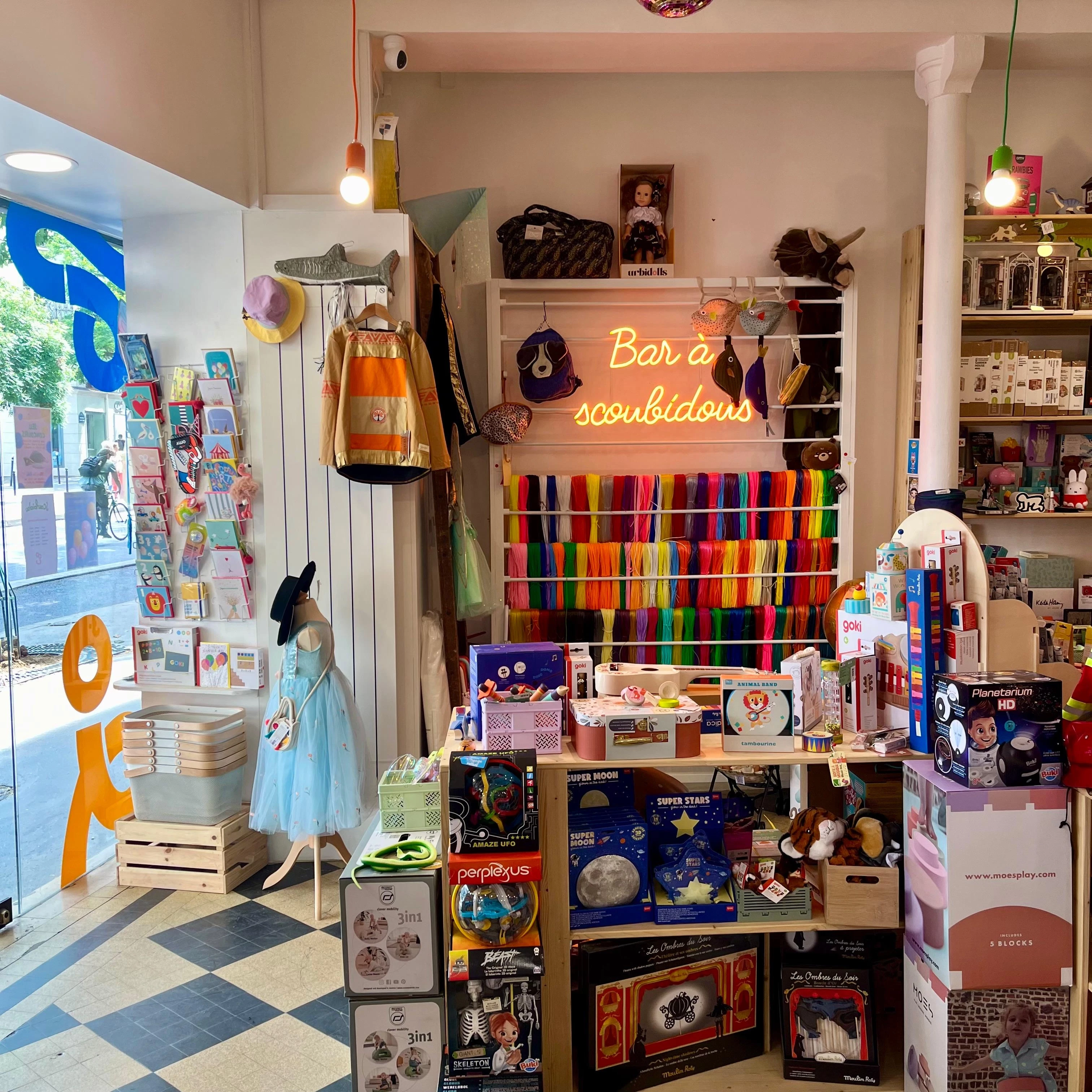 Scoubidou boutique jouets jeux paris 19