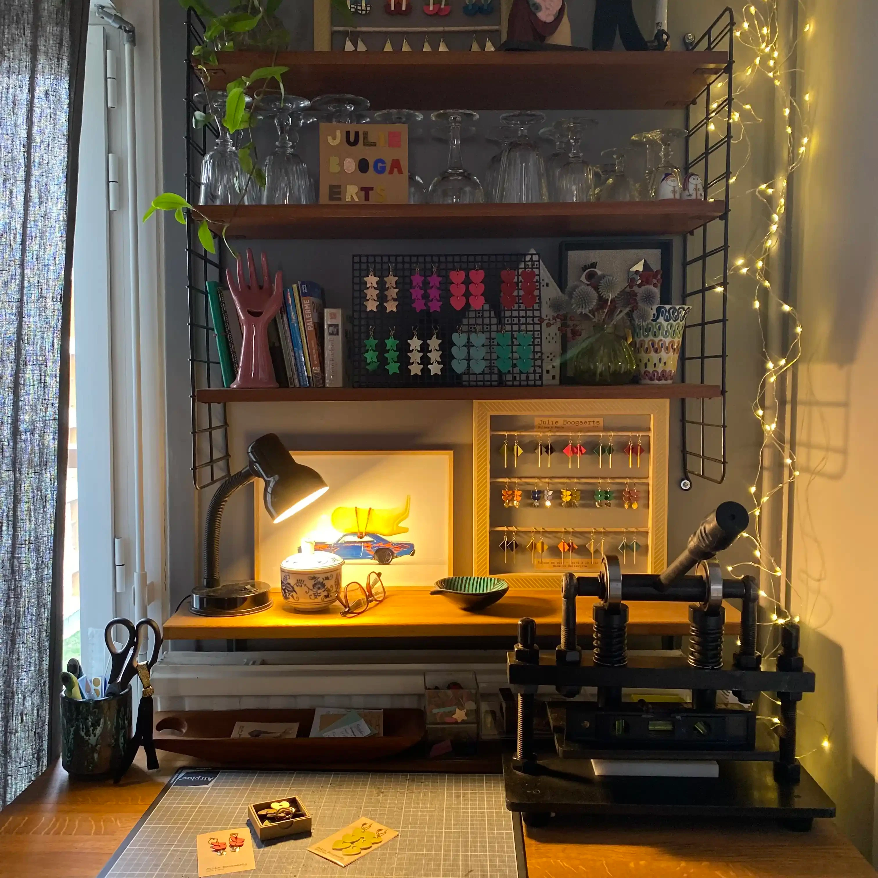 Julie, Artisan, Maroquinerie, Bijoux, Écoresponsable