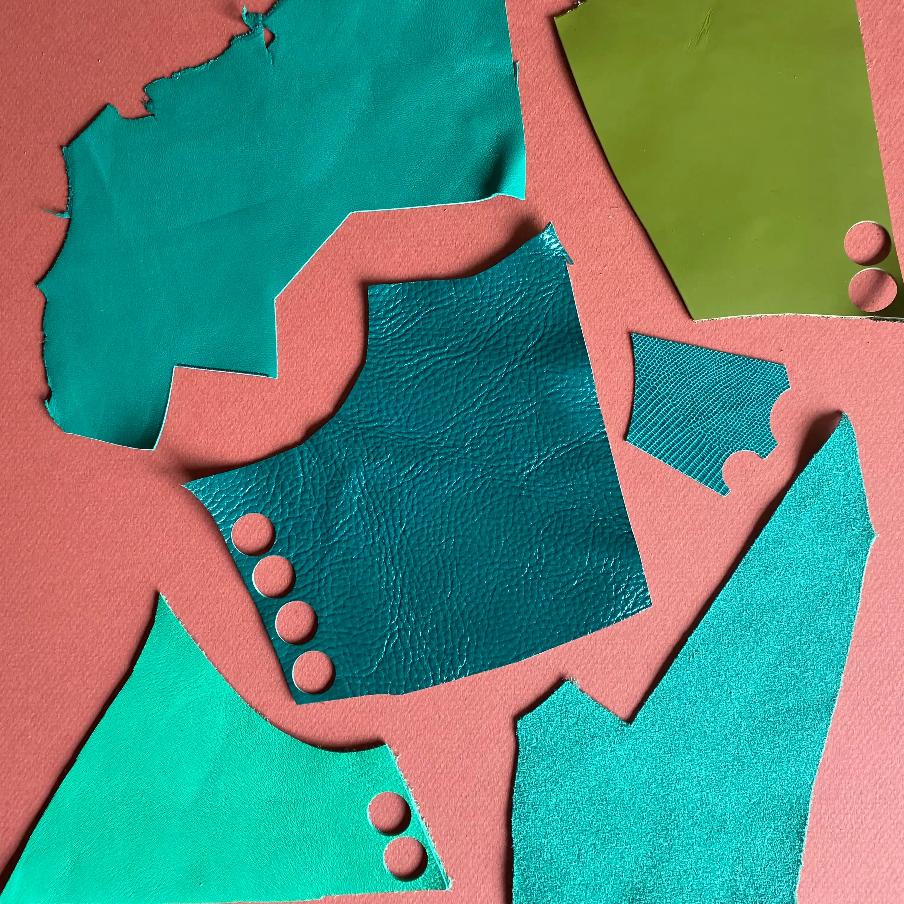 Julie, Artisan, Maroquinerie, Bijoux, Écoresponsable