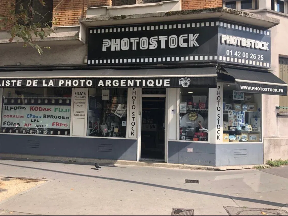 PhotoStock matériel photos argentique Paris 19