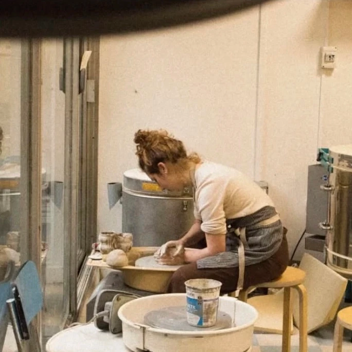 Lucie Eleme,Cèramiste, Paris 20e