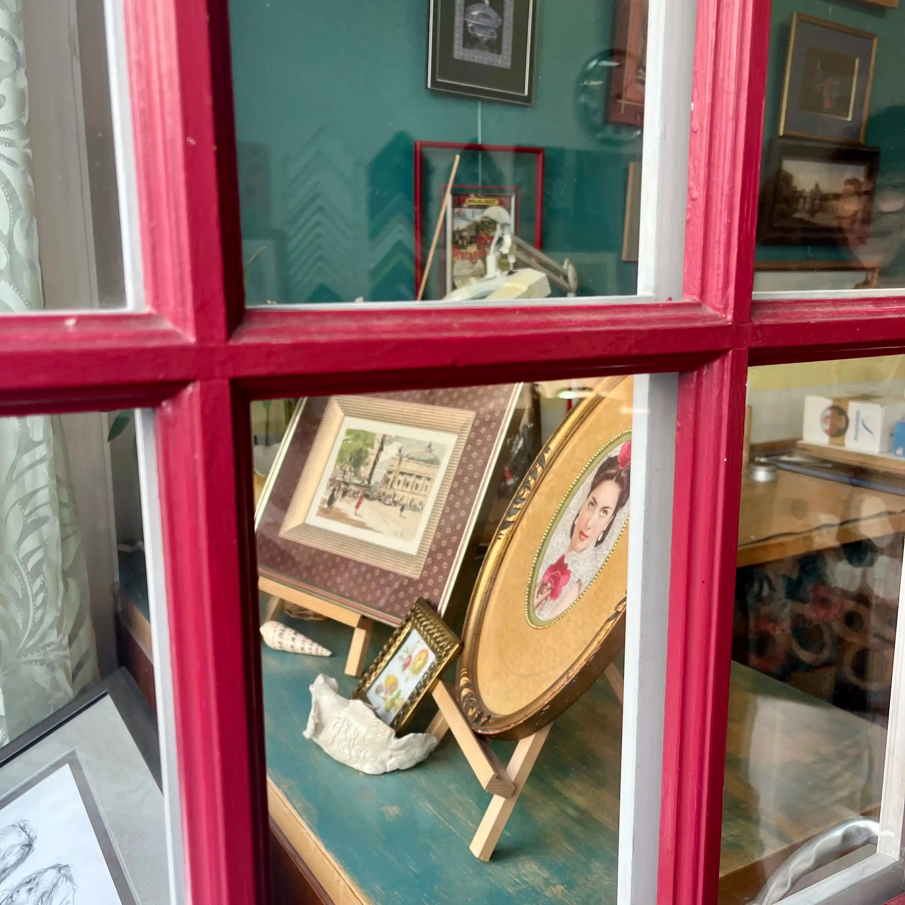 L'ArtisAnne - Atelier d'encadrement Paris 18