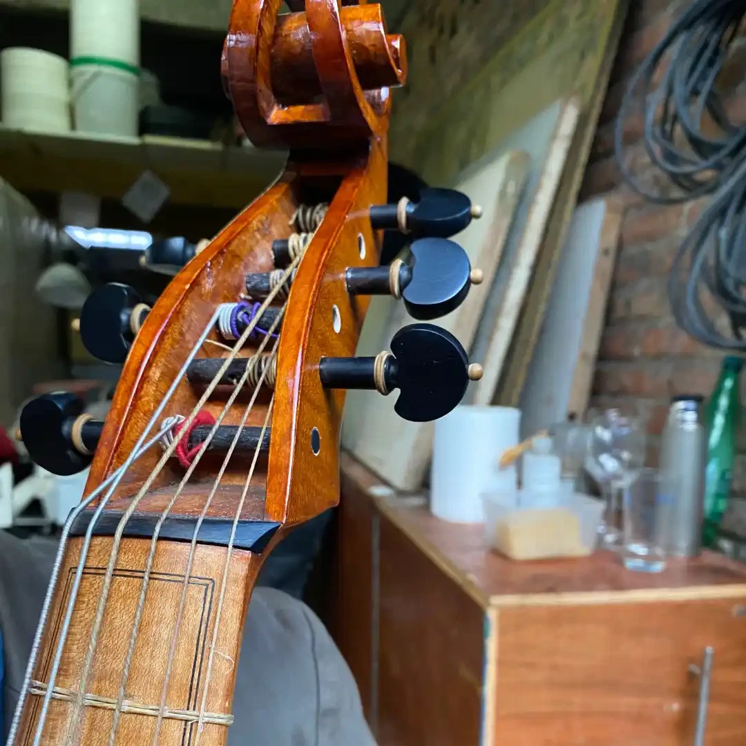 Cuerdas Frechina, Artisan, Reparation, Instruments de musique