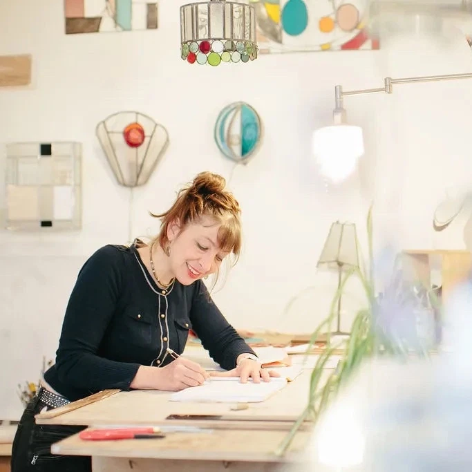 Hélène Vitali Vitrail, Artisan, Architecture, Lumière, Bijoux, Cours
